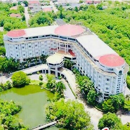 Hermitage Hotel Korat-SHA Nakhonratchasima Exterior foto