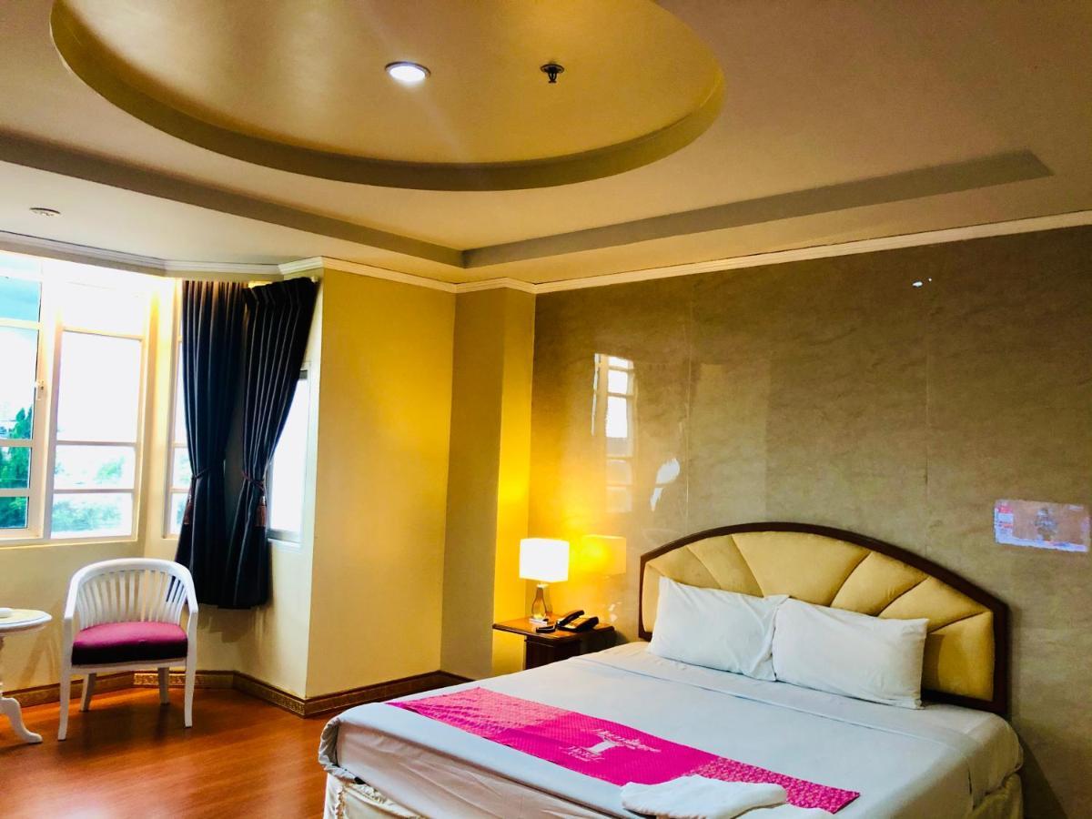 Hermitage Hotel Korat-SHA Nakhonratchasima Exterior foto