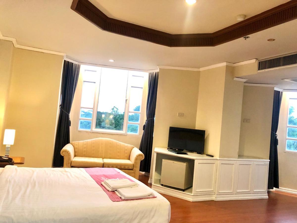 Hermitage Hotel Korat-SHA Nakhonratchasima Exterior foto