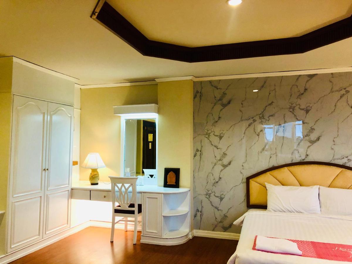 Hermitage Hotel Korat-SHA Nakhonratchasima Exterior foto