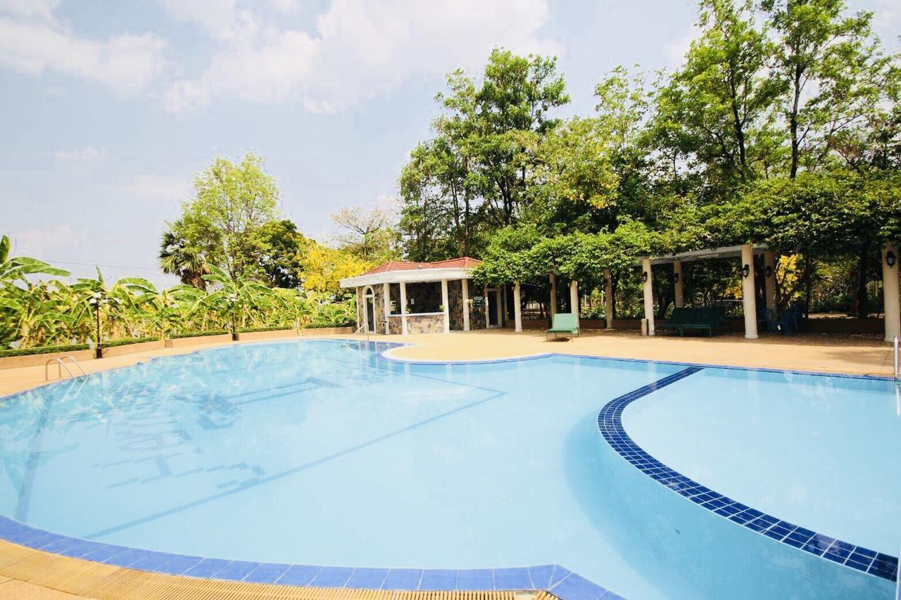 Hermitage Hotel Korat-SHA Nakhonratchasima Exterior foto